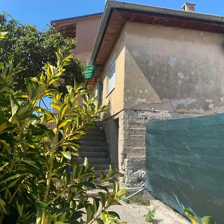 Nanas House - Entire Old House With Private Yard Appartamento *