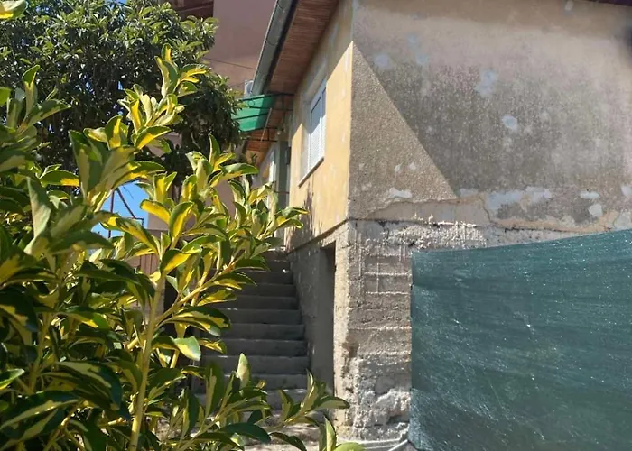 Nanas House - Entire Old House With Private Yard Appartamento *